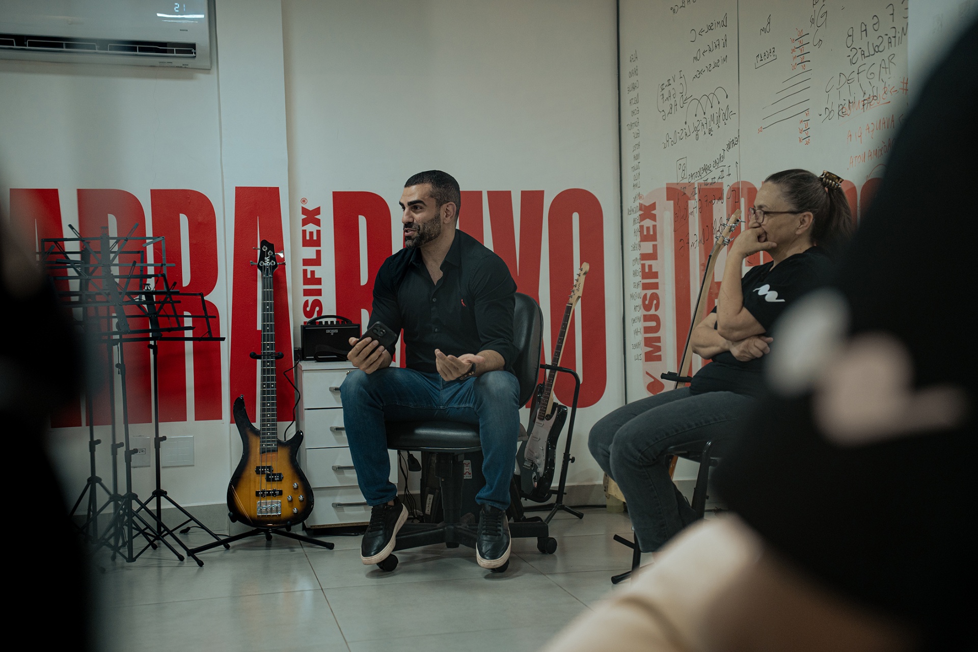Franquia de Escola de Música Vale a Pena? Custos, Retorno e Mercado